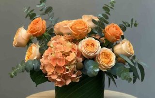 Love Romance Flower arrangement with pink roses and flowers
